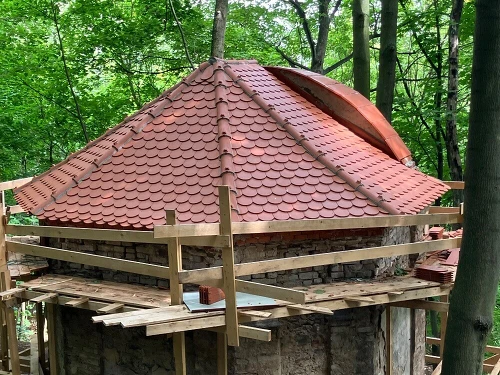 Obnova výklenkové kaple v Jezeří, Ústecký kraj